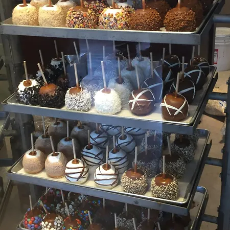 Linotte Chaumiere Des Marionnettes