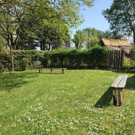 Linotte Chaumiere Des Marionnettes *