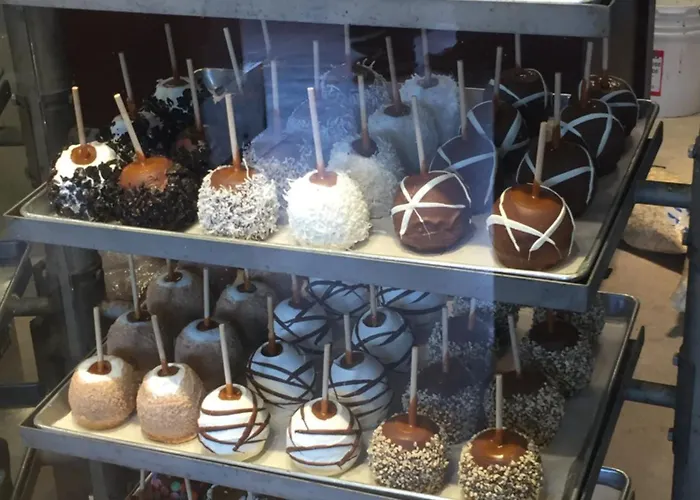 Linotte Chaumiere Des Marionnettes